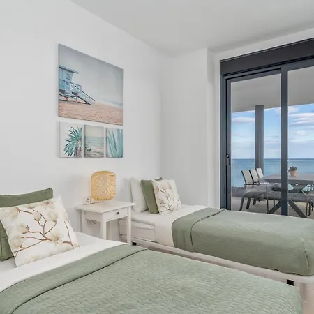 Apartment Luxurious With Pool And Gym El Higueron By Costarentals - Ref 149 *
