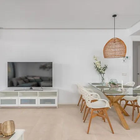 Luxurious With Pool And Gym El Higueron By Costarentals - Ref 149 Apartment