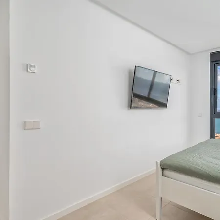 Luxurious With Pool And Gym El Higueron By Costarentals - Ref 149 Apartment *